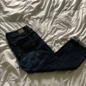 Size 8 American Eagle Artist Cropped Jeans
